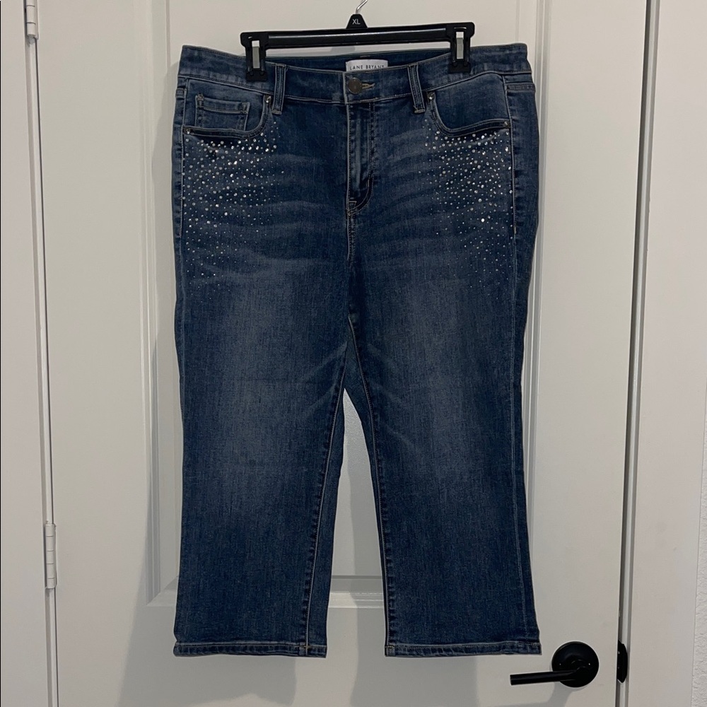 Sale! ☄️Lane Bryant Dark Blue Cropped Jeans with Studs